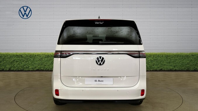 Volkswagen ID. Buzz 210kW Style Pro 79kWh 5dr Auto [Design+] Electric Estate - Image 8